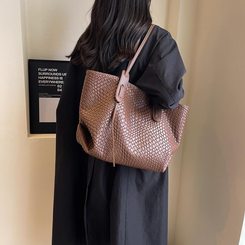 Модная и иностранная универсальная сумка через плечо, плетеная сумка-тоут, вместительная, в стиле ретро, женская сумка с бриллиантами