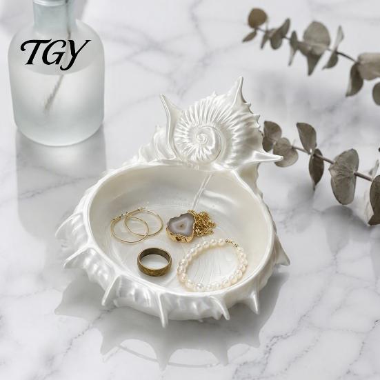 PLA Jewelry Organizer 3D Printed Conch Tray, Sea Snail Dish Bowl for Ocean Theme Desk Organizing Necklaces Earrings, Decorative Shape Plate