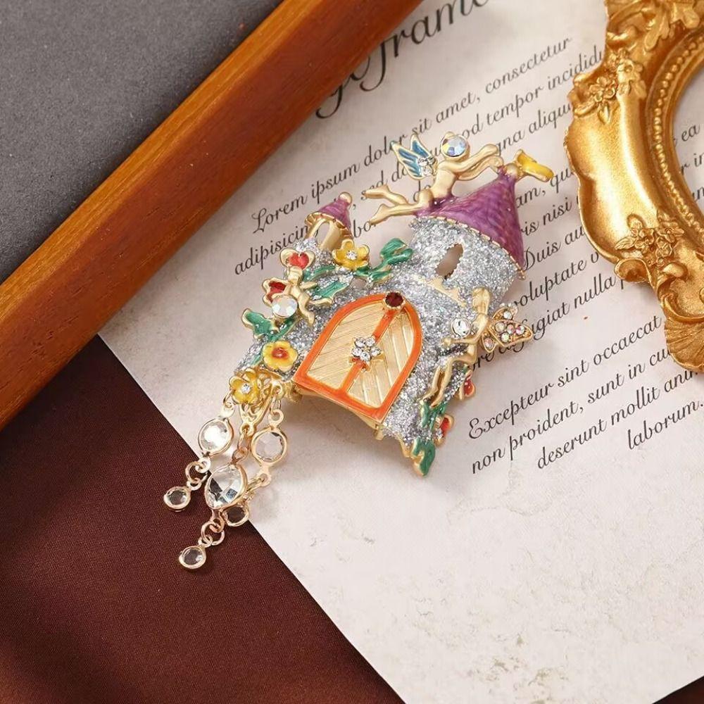 Retro Dreamy Fairy Tale Castle Brooch Elegant Suit Collar Pin Unique Enamel Brooches Daily