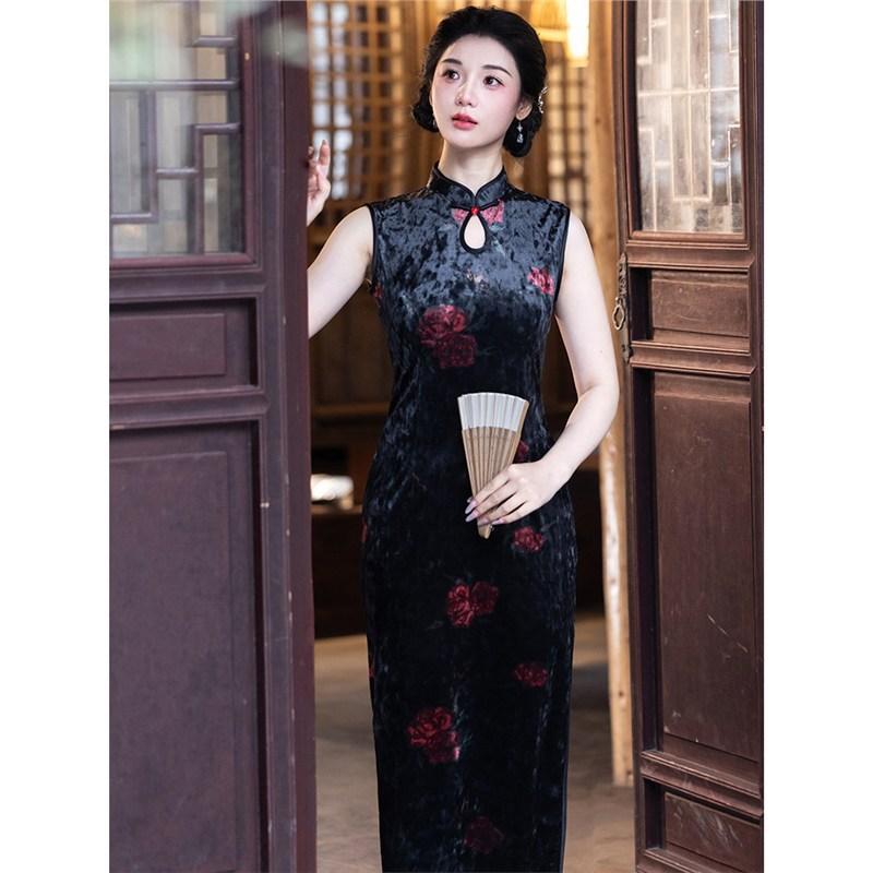 High-end velvet sleeveless cheongsam dress mother improved new Chinese retro long 1011 new spring beautiful