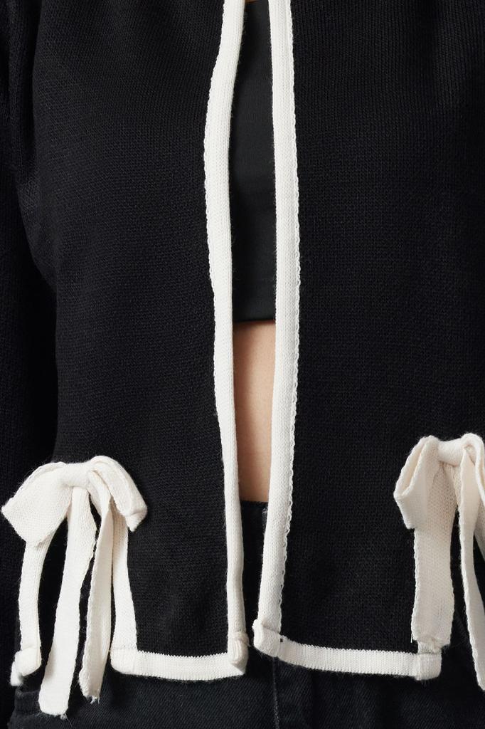 Женский элегантный кардиган с черной лентой и бантом, укороченная куртка с детальным рисунком, трикотажный кардиган