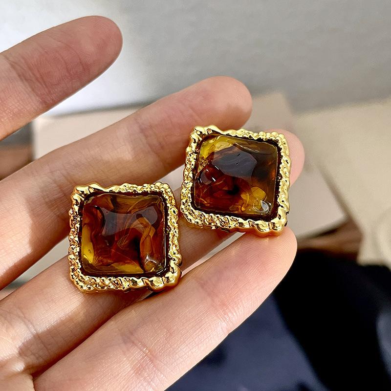 Модные серьги-кольца из смолы янтарного цвета C-образной формы для женщин и девушек, очаровательные трендовые серьги, изысканные украшения