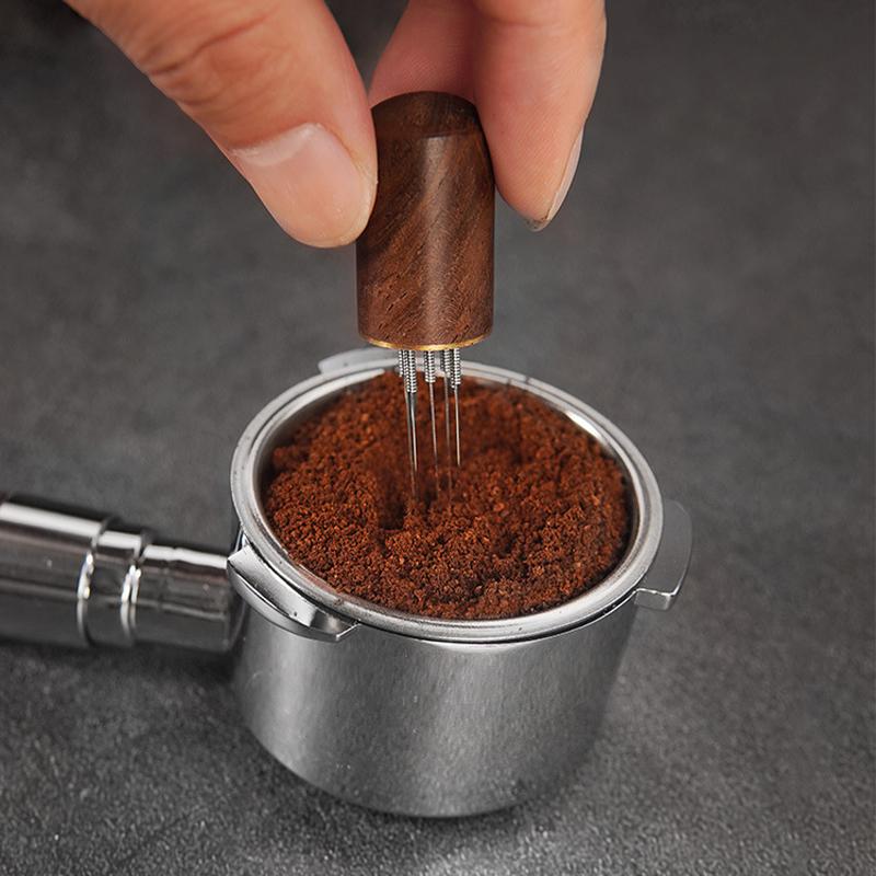 Espresso Coffee Stirrer Coffee Powder Stirrer Needle Distributor Coffee Stirring Tool Wood Handle Barista Hand Distribution Tool