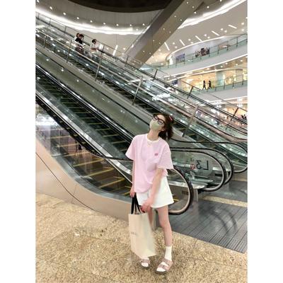 Летний спорт Новая повседневная и модная омолаживающая полосатая футболка с коротким рукавом Шорты для похудения Широкие брюки Комплект из двух предметов