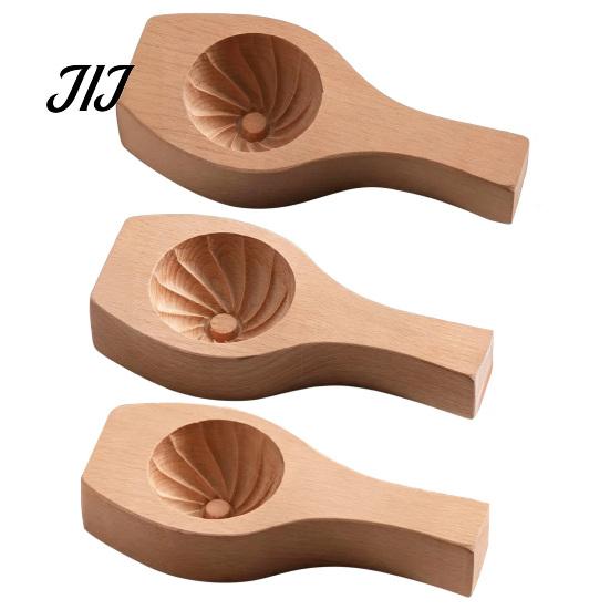 DIY Pastry Press Wooden Bun Mold with Handle, Manual Baozi Maker Mold, Food Grade Wood Easy Ravioli Presser Flower Edges for Kitchen Gyoza Making Tool