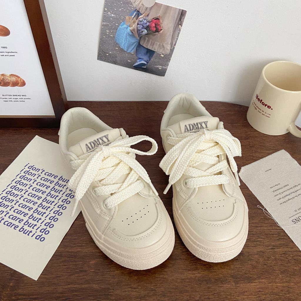 Платформенные белые туфли женские осенние универсальные новые высокоценные студенческие повседневные спортивные кеды