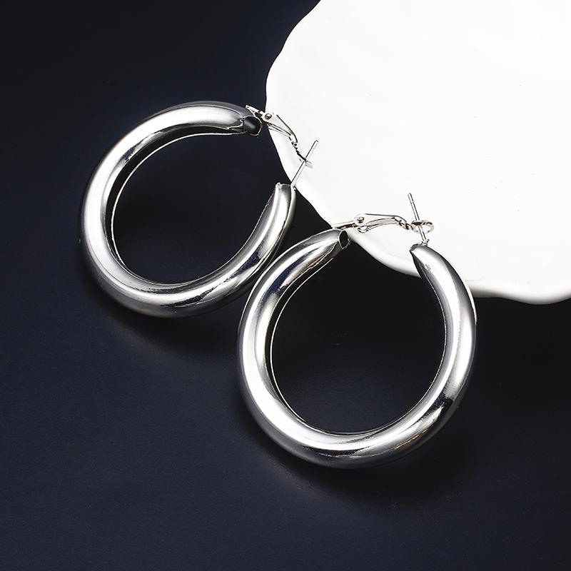 European and American Metal Half Ring Fashion Temperament Geometric Earrings Creative Round Earrings Ornaments