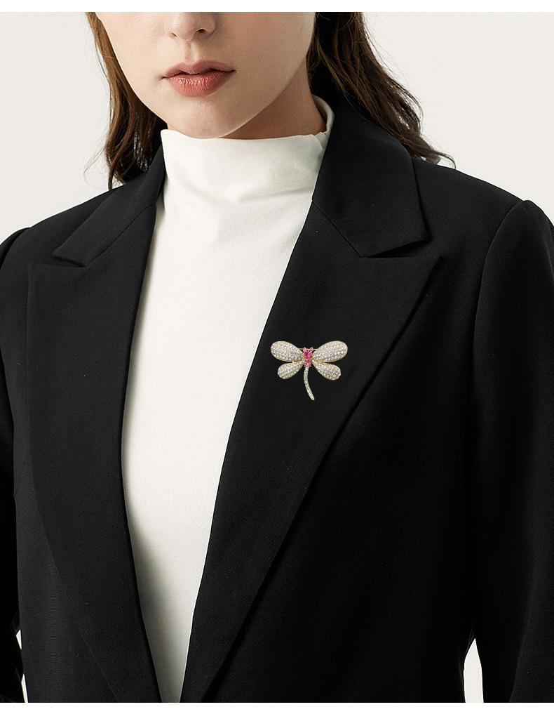 Dragonfly Brooch, Elegant Temperament, Female Ins Full Of Diamonds, Corsage, High-End Rhinestone, Anti-Light Accessories, Rhinestone Pins.