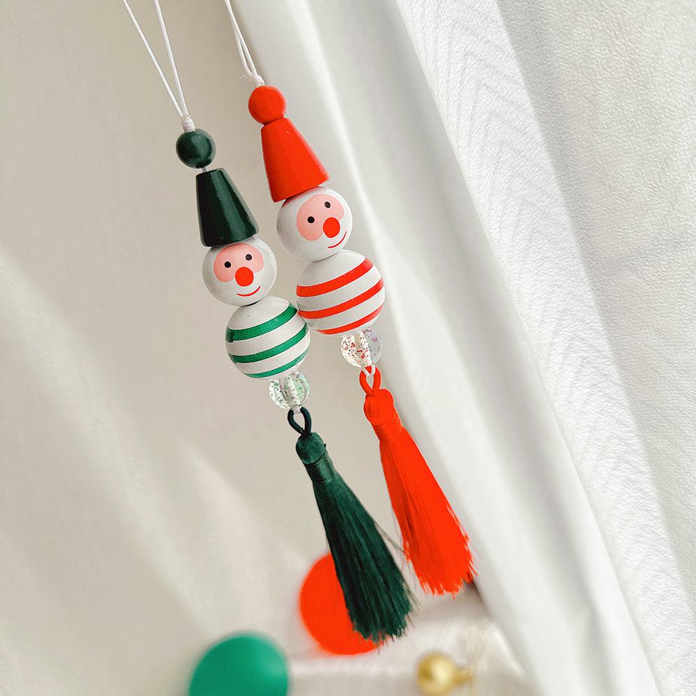 Colorful Handmade Christmas Tree Puppet Decoration for Bags, Phones, and Lanyards - Perfect Gift for Couples!