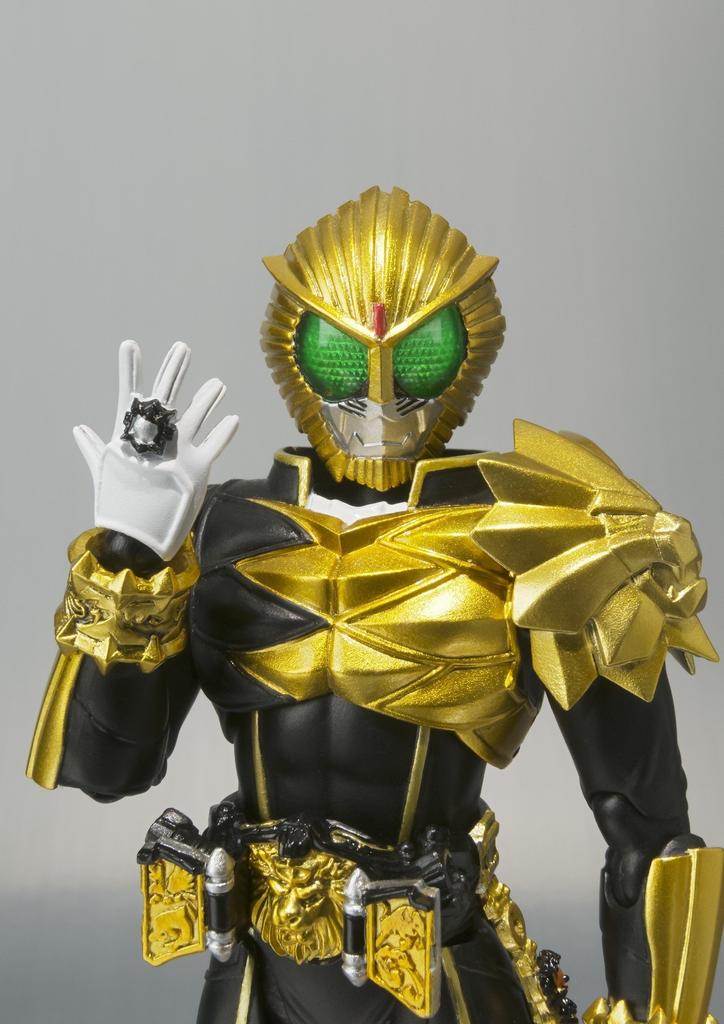 TAMASHII NATIONS Kamen Rider Beast S.H.Figuarts