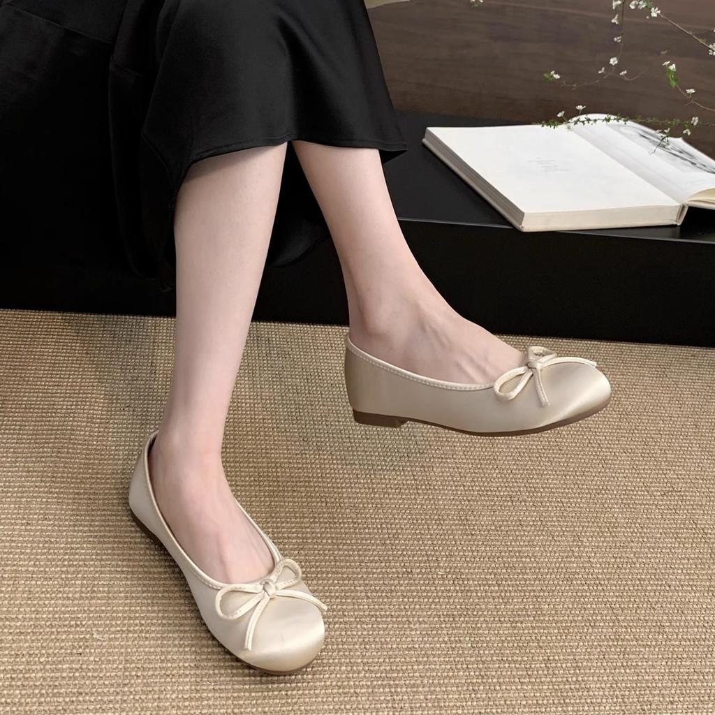 Красные неглубокие одинарные туфли женские весенние новые французские ретро нежные волшебные ветры круглые балетки на плоской подошве шапочки