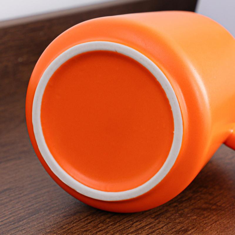 480ml Vintage Nordic Design Ceramic Coffee Mug with Lid Wooden Handle Retro Office Home Water Cup Simple Business Gift Drinking