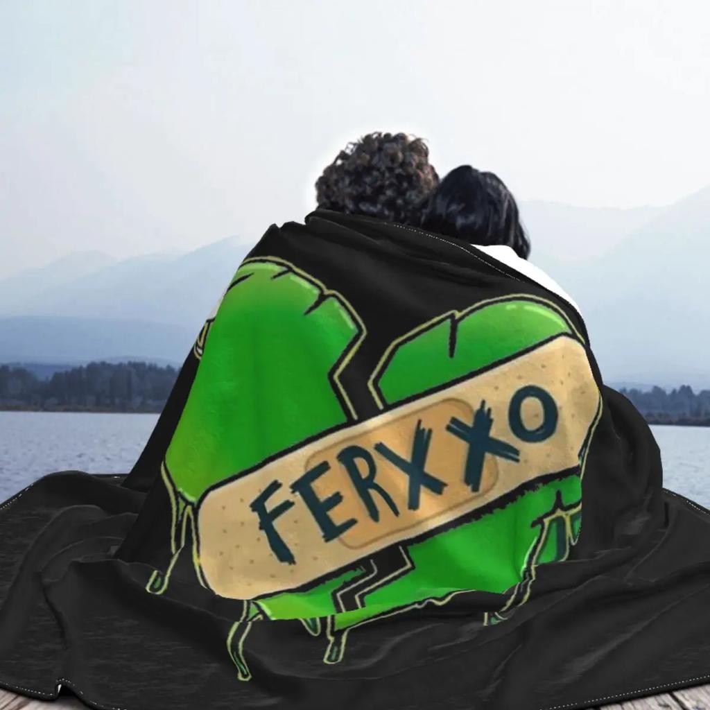 Плед с принтом Broken Heart Feid Ferxxo, флисовый, портативный, теплый, для кровати, спальни, одеяло