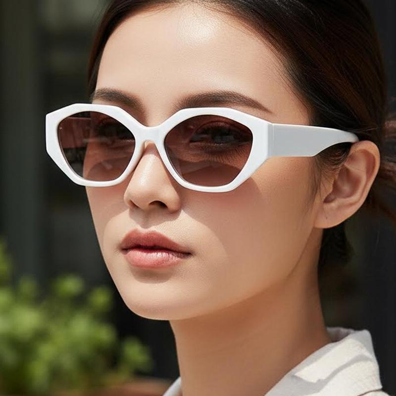 Women's sunglasses - unisex retro small frame polygonal cat-eye sunglasses