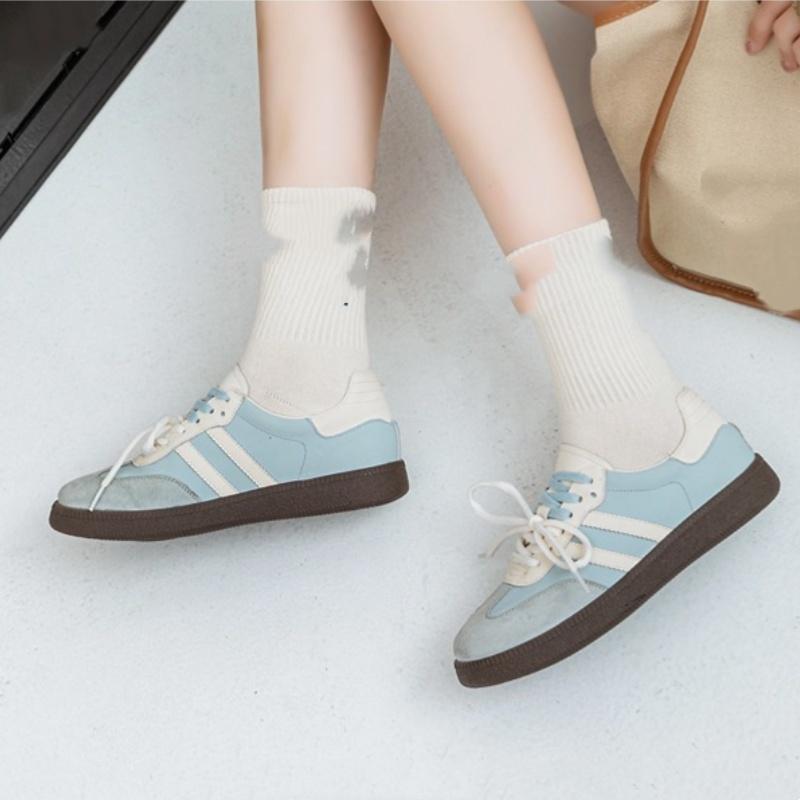 Spring/Autumn Lace-up Comfortable Large Size Walking Shoes Fashionable New Round Head Sexy Thick Sole Casual Sneakers for Women