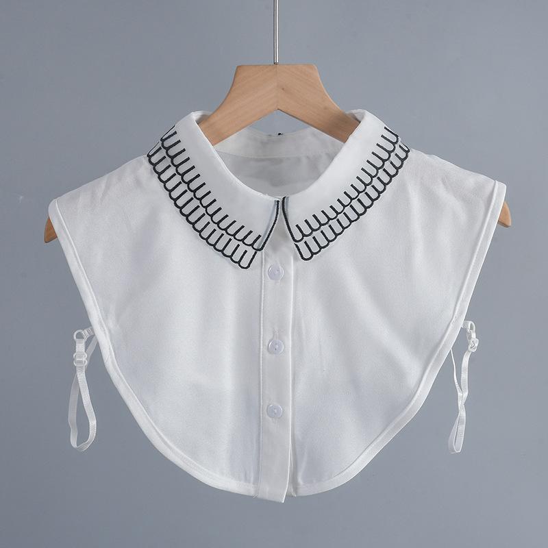 New Fake Collars Woman Vintage Half Shirt False Collar Woman Embroidery Detachable Lapel Collar Faux Col Accessories
