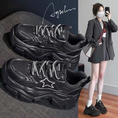 Женская обувь – Кроссовки