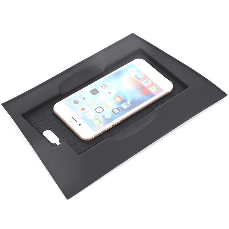 Car Central Control Wireless Charging Silicone Pad For Subaru Outback 2026 Black Interior Accessories North US