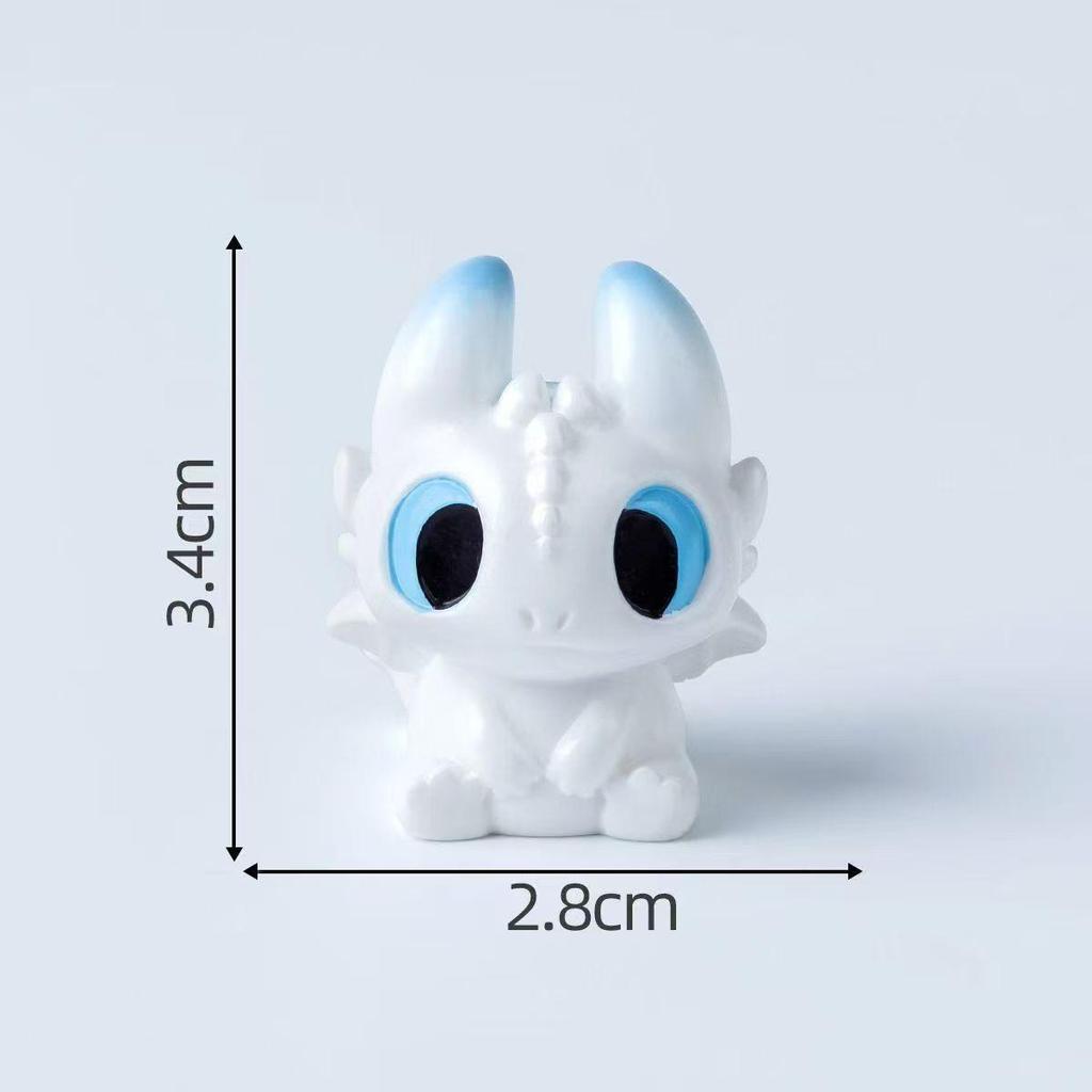 Очаровательная фигурка Беззубика: Милый орнамент для консоли автомобиля или рабочего стола