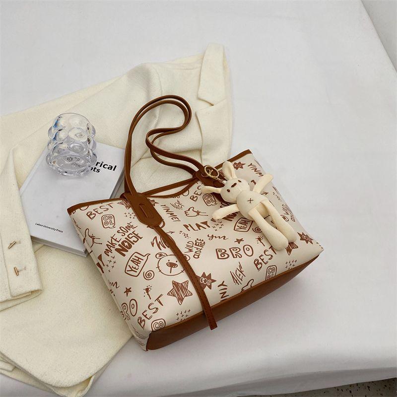 Tote Bag Women's Large Capacity Niche Style Graffiti Tote Bag