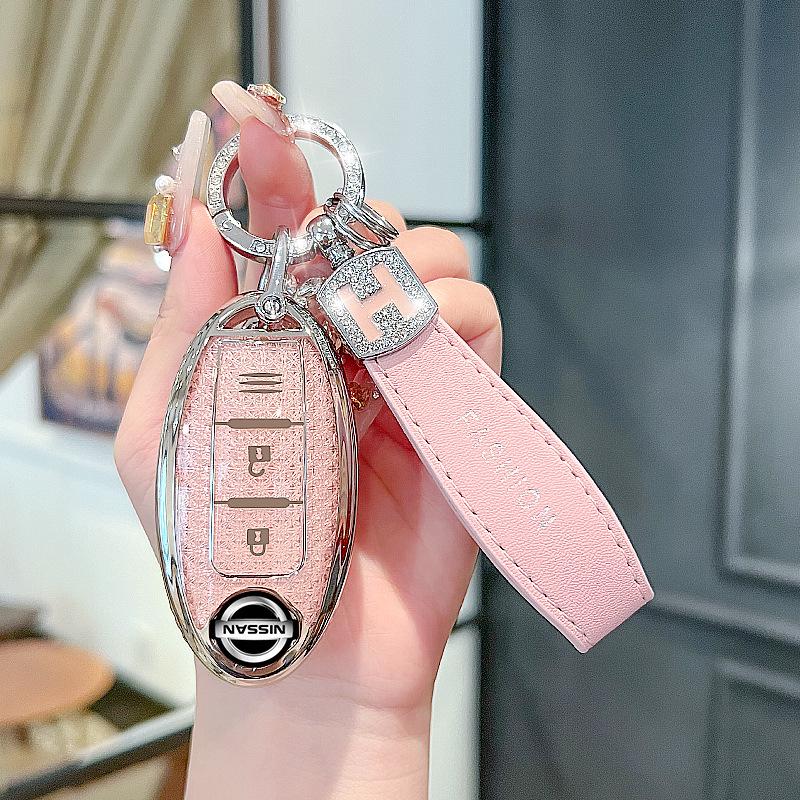 Nissan Sylphy, Teana, Qashqai, Kicks, X-Trail, Tiida, Bluebird Чехол и Пряжка для Ключа