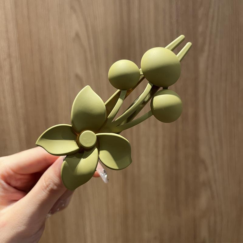 1PC Flower Fruit Hairpin Female Korean Version of High-end Ponytail Duckbill Clip Fashion Temperament Matte Hairpin Hair Accessories