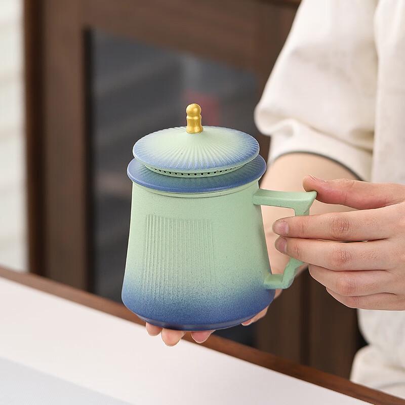 Подарочный набор мужских керамических кружек для чая