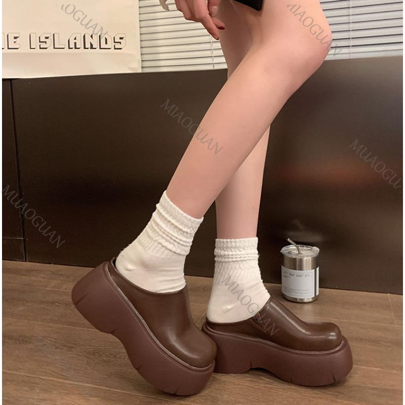 Модные шлепанцы на толстой подошве с увеличением высоты для женщин, весенне-осенние, для ношения на улице, на высоком каблуке, с закрытым носком, полушлепанцы, повседневные, коричневые, черные, мюли, шлепки