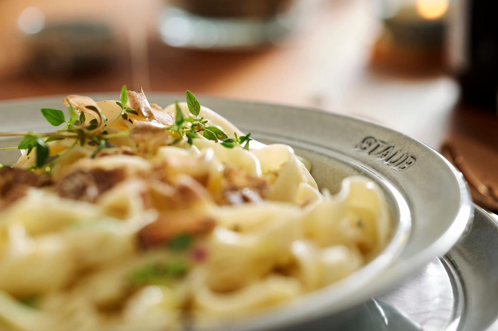 Staub Тарелка 24 см Глубокая Керамическая Посуда Подходит для Микроволновой Печи Японская Керамическая Тарелка "Deep Campagne" [Авторизованный Продукт] 40508-029