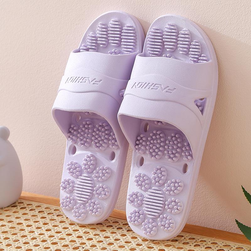 Нескользящие тапочки для ванны