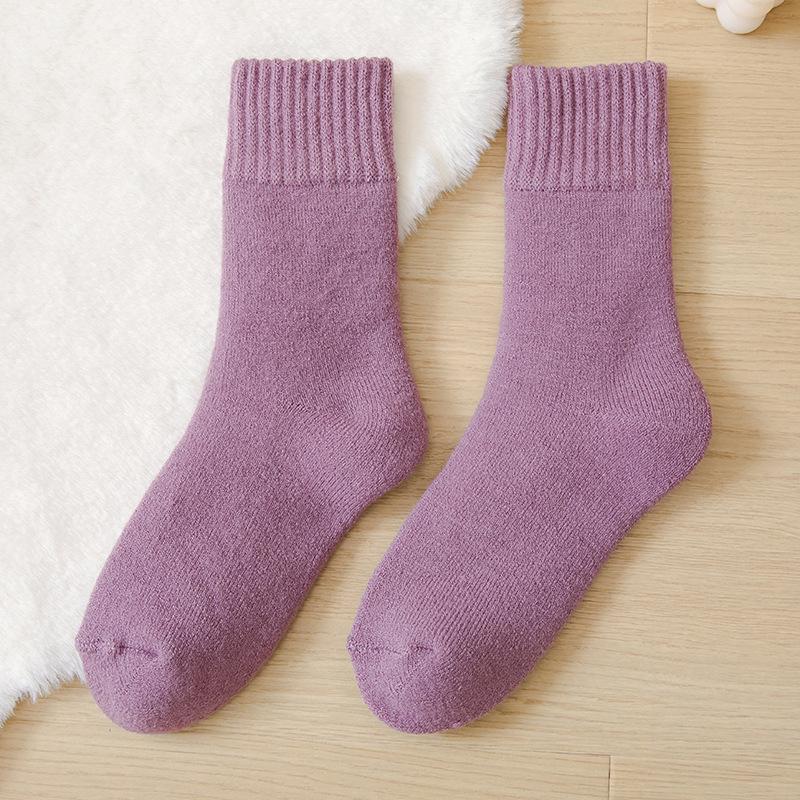 Женские флисовые носки Zhuji средней длины: Плотный, теплый бархат для осени/зимы — идеально подходит для сна и родов