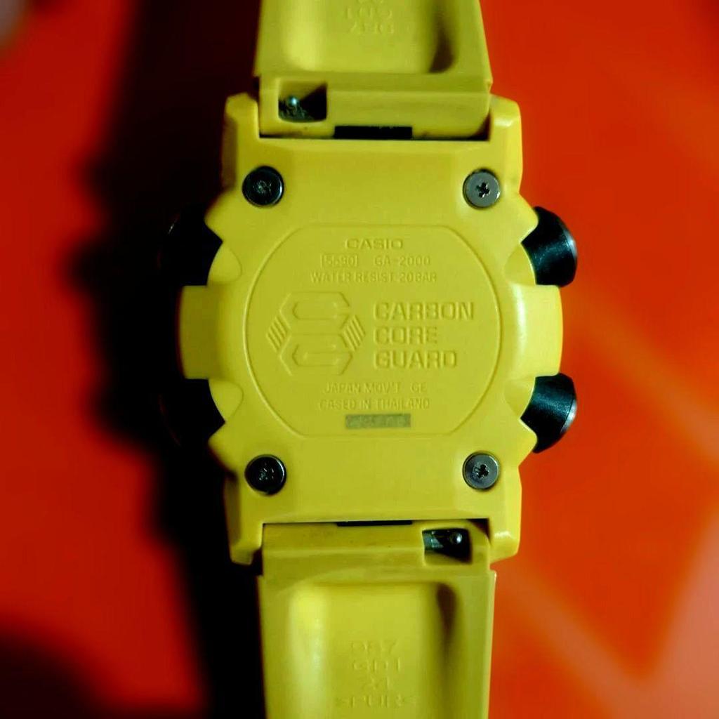 Б/у CASIO G-SHOCK GA-2000 Желто-Черный Основной Блок - Рабочее Состояние