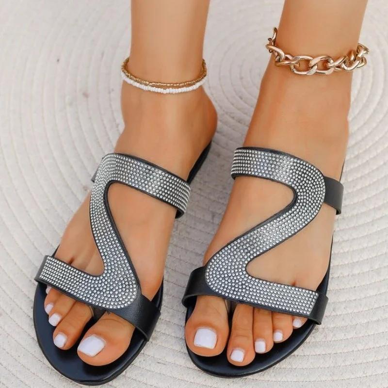 2024 Сексуальные женские сандалии Летние пляжные неглубокие стразы Дамские модные показы Удобная легкая обувь Sandalias Femininas