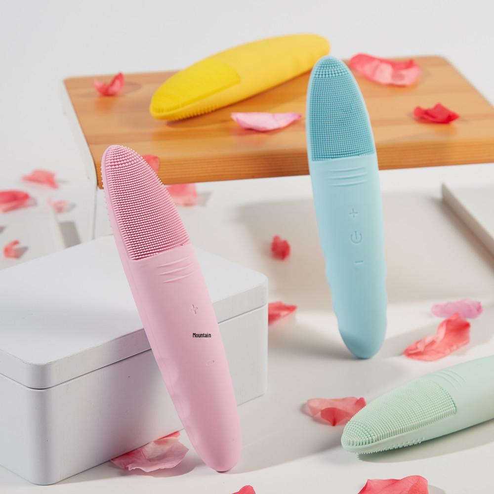Waterproof Ultrasonic Silicone Facial Cleansing Brush & Massager