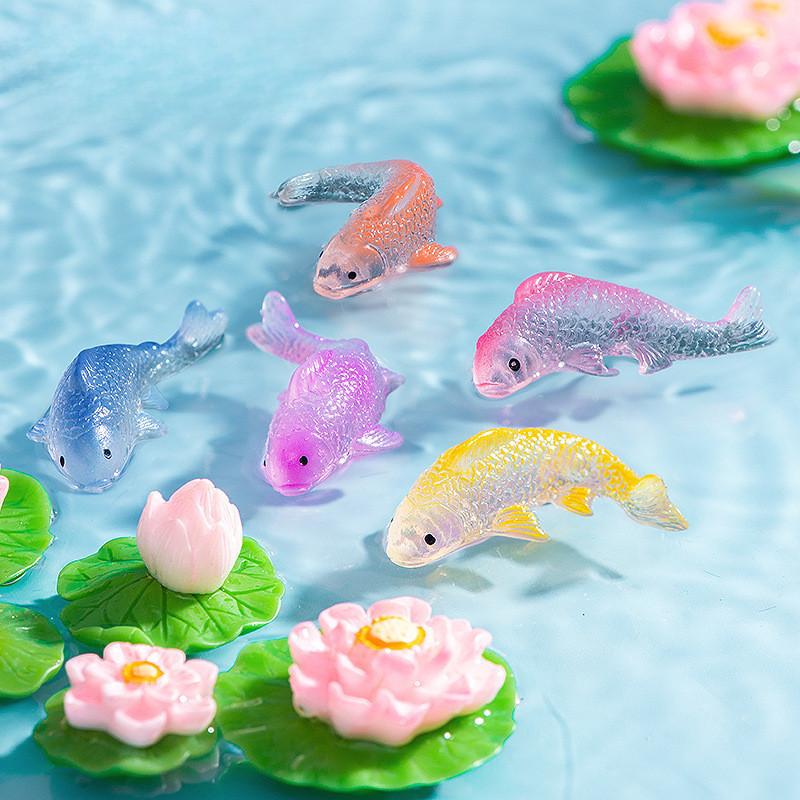 10Pcs/lot Multicolors Koi Fish Animal Miniatures Mini Figurine Fish Tank Fairy Garden Decoration Moss Terrarium Micro Landscape