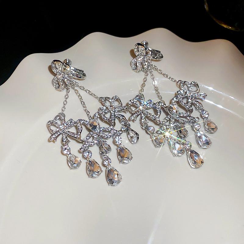 Серьги-кисточки с бриллиантами в виде цветков «Серебряная игла» класса люкс 2025 - Элегантный европейский и американский стиль для женщин