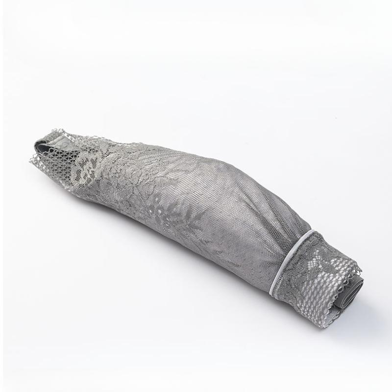 Sexy Large Breasts Show Small Bra Thin Section of The Large Size Underwear Without Steel Ring Full Cup Poly Poly Collection of Side Breasts On The Bra