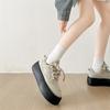 Queen Fan Retro Platform White Shoes Women's 2025 New Autumn with Skirts Versatile Height-increasing Casual Shoes Board Shoes