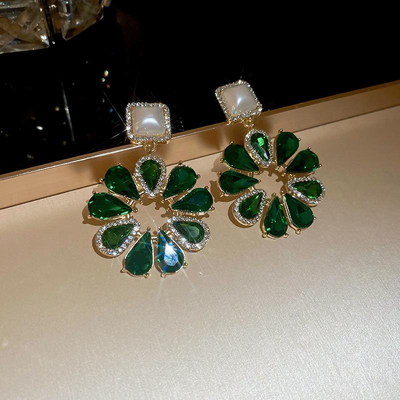 Элегантные серьги-подвески с кристаллами в форме капли воды в стиле французского двора