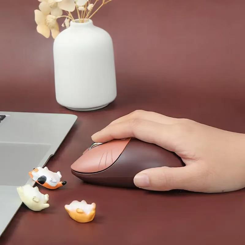 Mofii 2.4G Wireless Silent Mouse In the Shape of a Cat: A Portable Mouse for Both Left and Right Hands