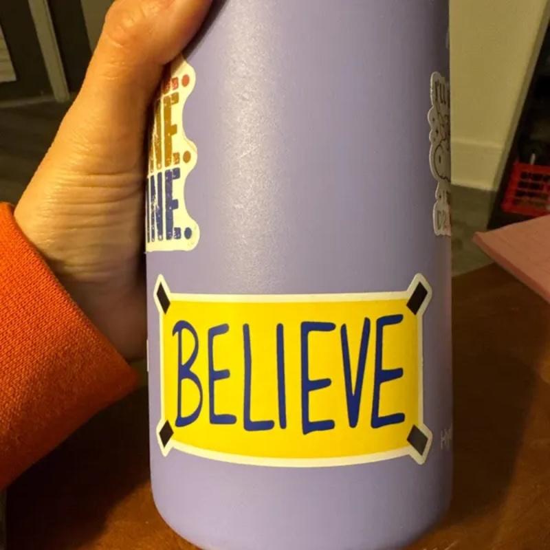 Наклейка Believe, Наклейка Ripped Inspirational Lasso, Наклейка на бутылку с водой, Наклейка на флягу Hydro, Мотивирующая цитата