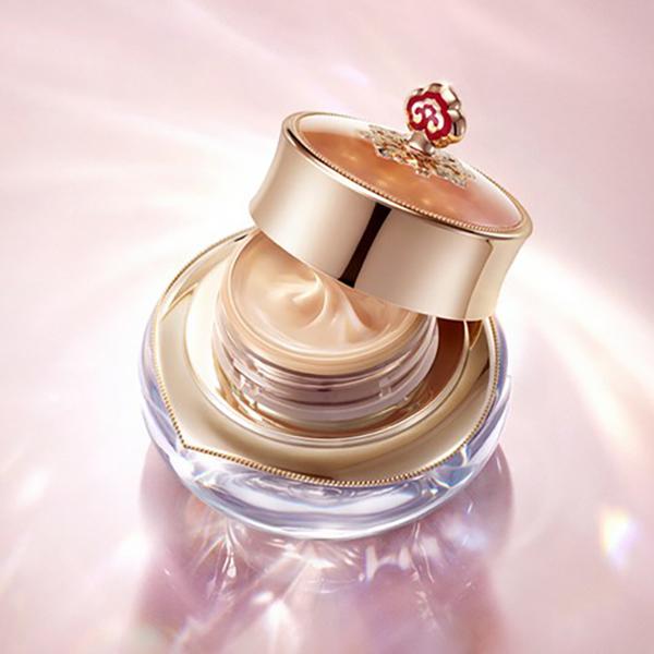 The history of whoo Крем для сияния кожи вокруг глаз Cheongidan (25мл) – Укрепляющий и осветляющий уход для глаз с комплексом Cheongidan, корейский