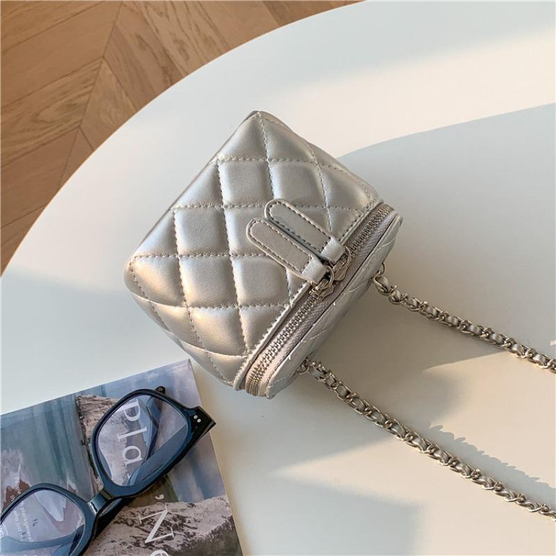 Bag Women's niche one-shoulder messenger bag Rhombus chain bag mouth red envelope mini box bag