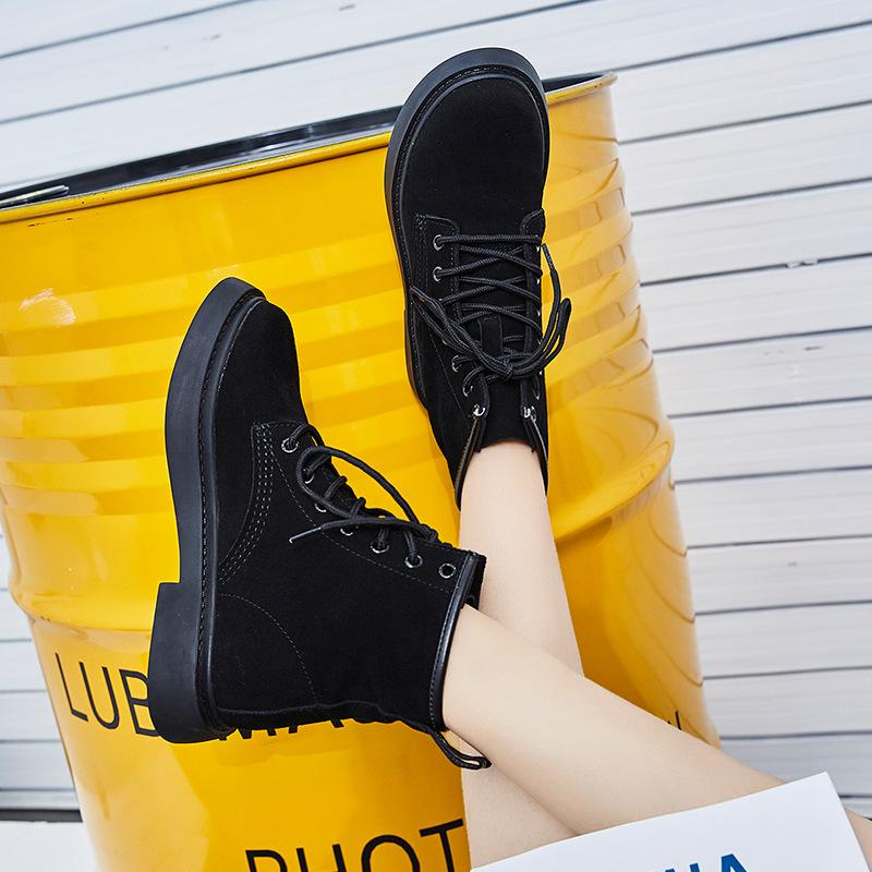 Обувь из натуральной кожи высокого качества. Женские ботинки. Замшевые осенне-зимние ботильоны в Англии. Мотоциклетные ботинки. Повседневные ботинки на шнуровке.