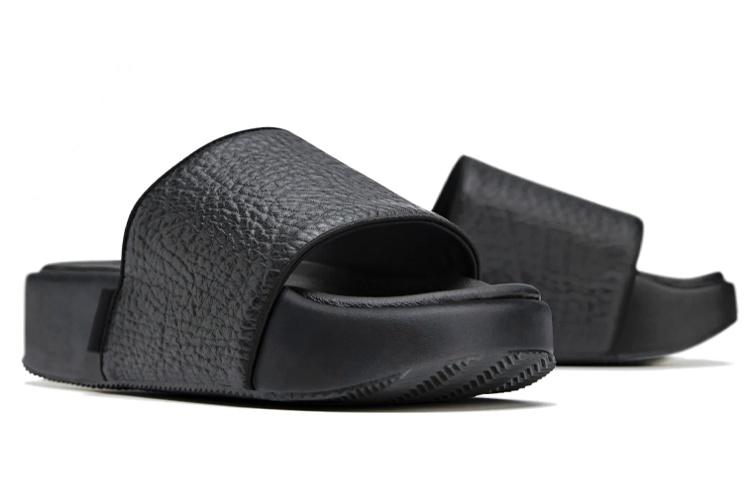 Y-3 Шлепанцы Y-3 'Triple Black' HR1940