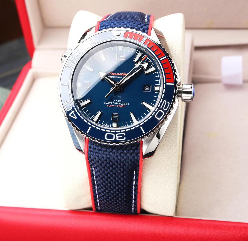 Часы для дайвинга Seamaster 600m с оранжевым спортивным резиновым ремешком и стальным корпусом