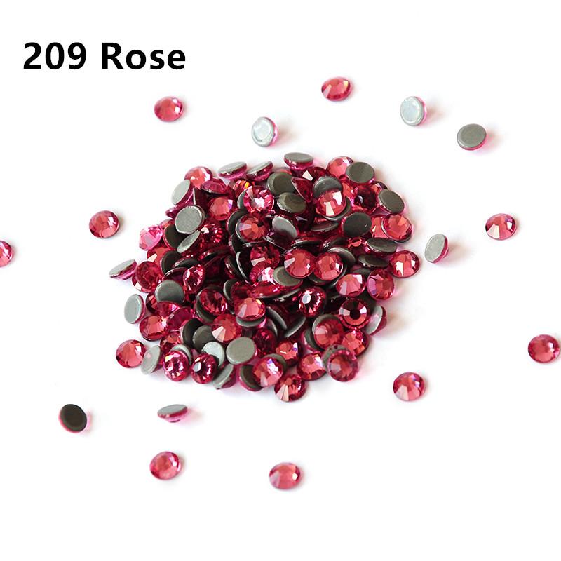 China Bulk Hot-fix Flat Back Rhinestones Bulk Crystal Glass Hotfix Rhinestones for Clothing Garment