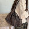 Korean ins leopard print shoulder messenger bag women's casual versatile commuter large-capacity shoulder bag premium underarm bag