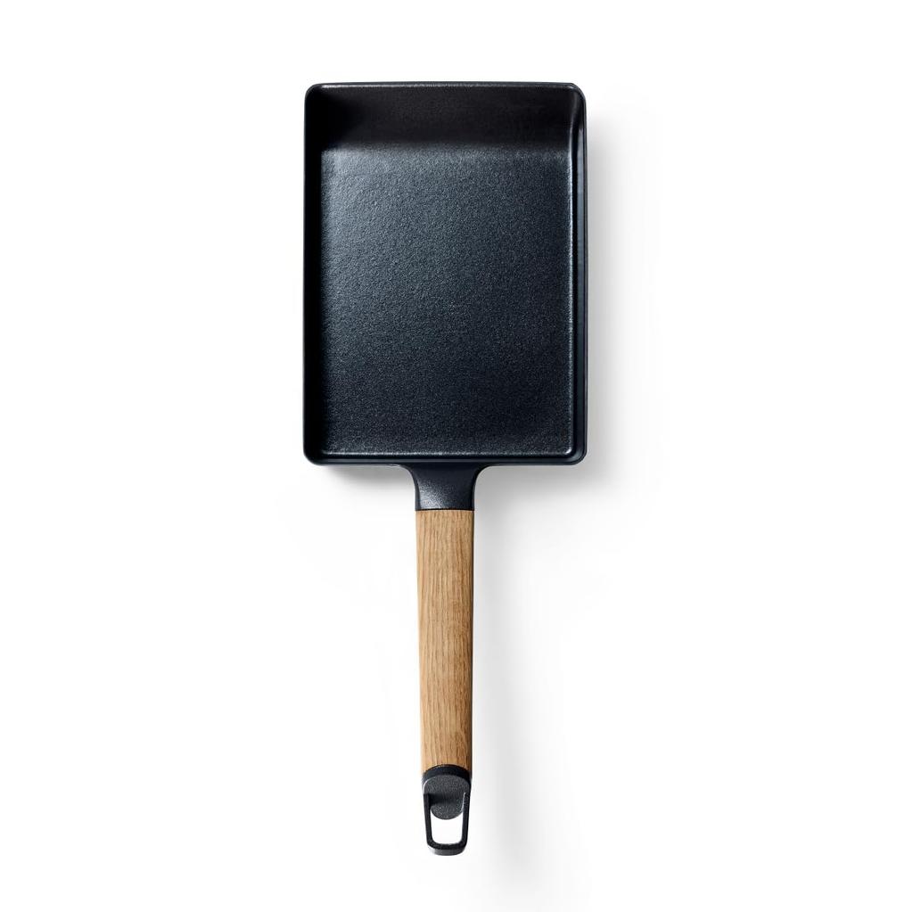 Vermicular Frying Pan EGG TOAST PAN Oak Instant Evaporation Compatible Cast Iron Enamel Egg Toast Pan Egg Fryer Comes with Recipe Book & Gas/IH &