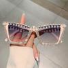 Brand Designer Luxury Diamond Pearl Cat Eye Sunglasses Women For Female Fashion Vintage Sun Glasses Punk Crystal Shades Uv400